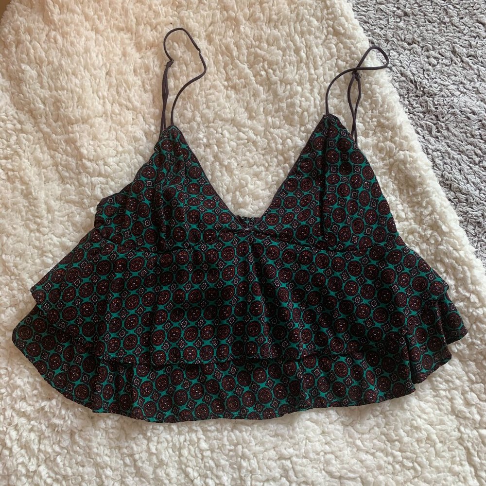 Cropped Ruffle Tank Top - Picture 4 of 7